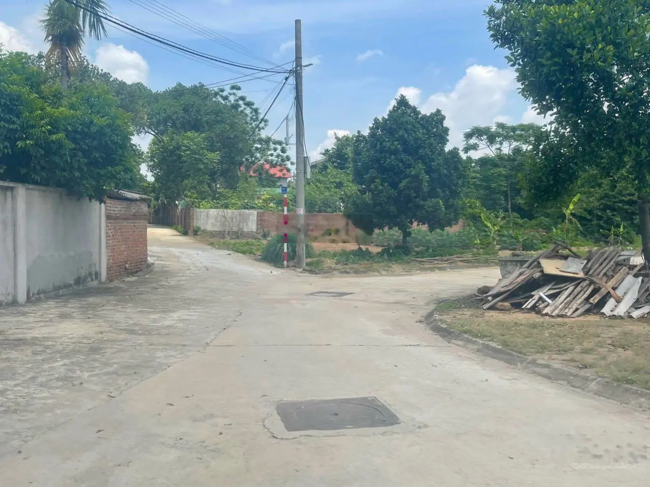 DT 135m, sát khu đất dịch vụ Tân Xã, rẻ hơn thị trường 2 - 3 giá, vị trí hàng đầu sau này
