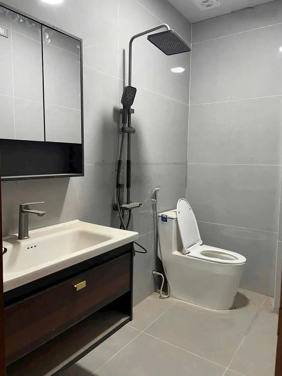 Cần bán vài căn nhà liền kề xây mới phường Tân Bình - TP Hải Dương 2.7 tỷ - 2.8x tỷ