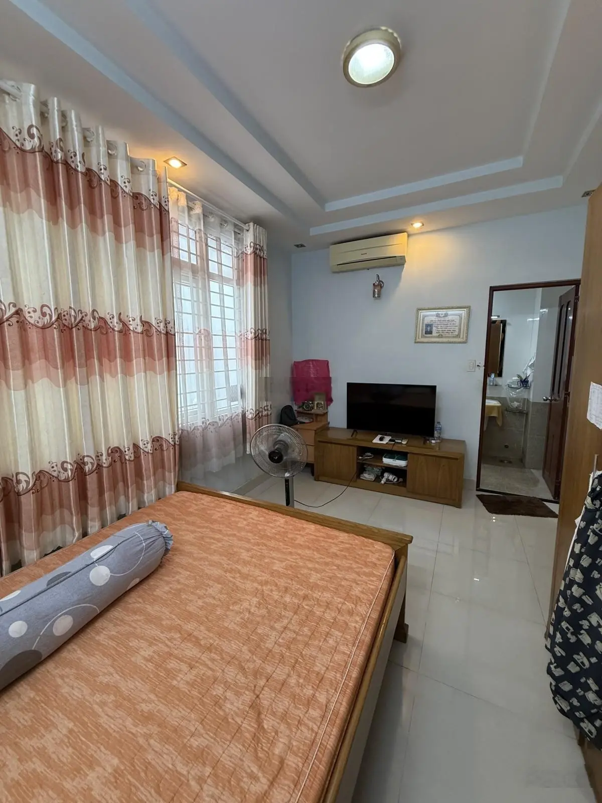 Cần Bán Nhà Đường Lê Đại Hành, Quận 11 86m², 4PN, Pháp Lý Chuẩn, Giá 20 Tỷ tl