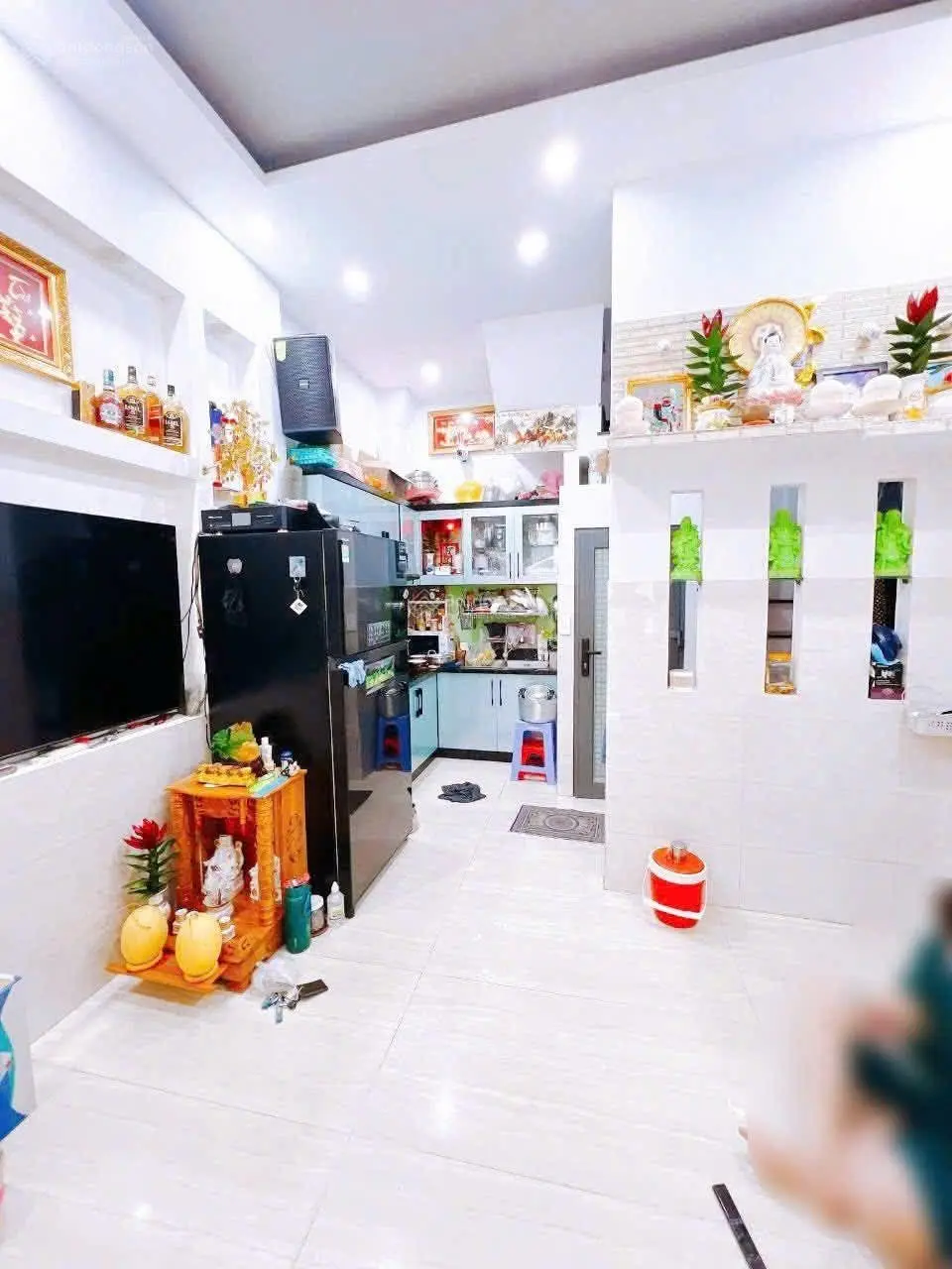 Bán nhà tốt ngay Quận 4 - DT 3,6 x 6,8m, 4 tầng đúc BTCT, chỉ 3,5 tỷ, sổ hồng riêng