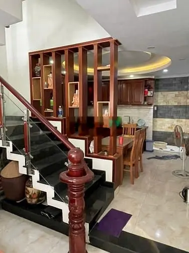 Bán nhà Mặt tiền đường 980A Nguyễn Duy Trinh,P Phú Hữu, Q9. sàn 198m2