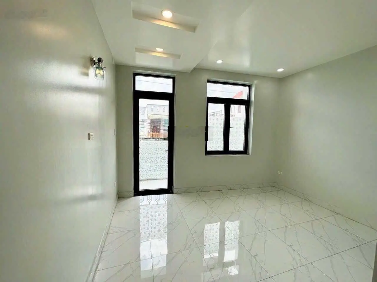 SIÊU HIẾM - NHÀ 3 TẦNG NGANG GẦN 5M MẶT TIỀN KINH DOANH NGAY KHA VẠN CÂN GIÁ TỐT NHỈNH 8 TỶ