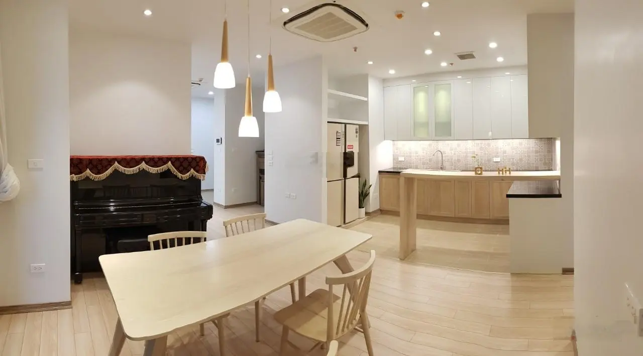 Cần bán căn 4PN tòa G2, DT 125m2 view hồ Vinhomes Green Bay (rẻ hơn TT 1 tỷ)