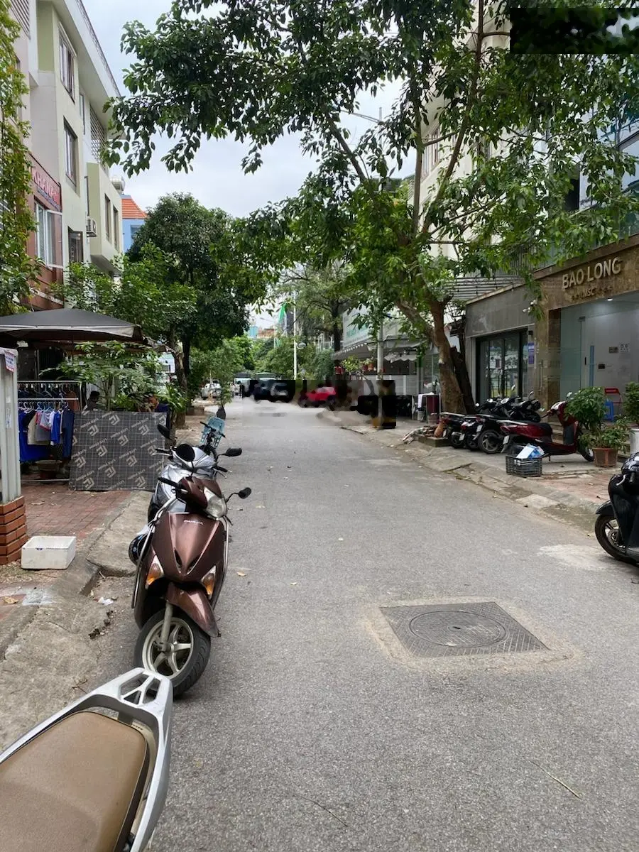 Bán Nhà Liền Kề Văn Khê 83m2 5 Tầng mặt tiền 5m