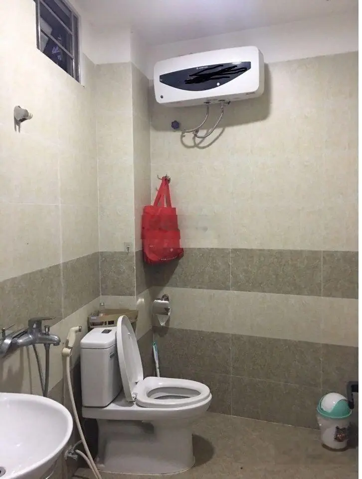Bán nhà 45m2x4 tầng ngõ 72 Dương Quảng Hàm, ôtô cách 15m. 7.5 tỷ