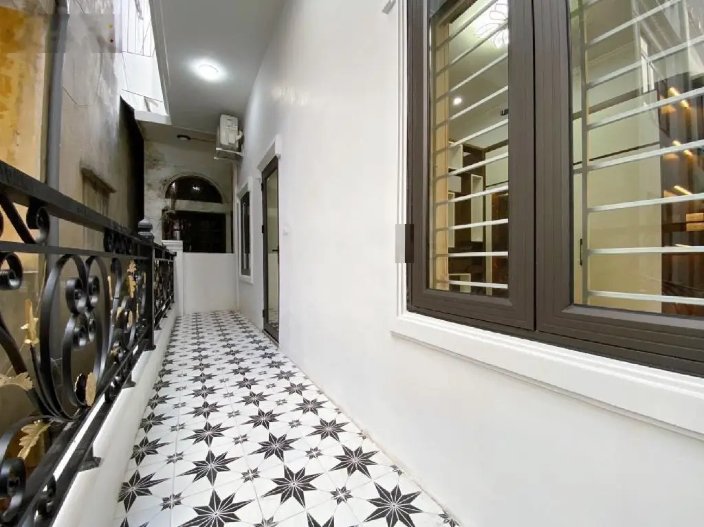 Nhà hiếm Ba Đình, 3 mặt thoáng, tặng nội thất - LH: 0948 099 ***