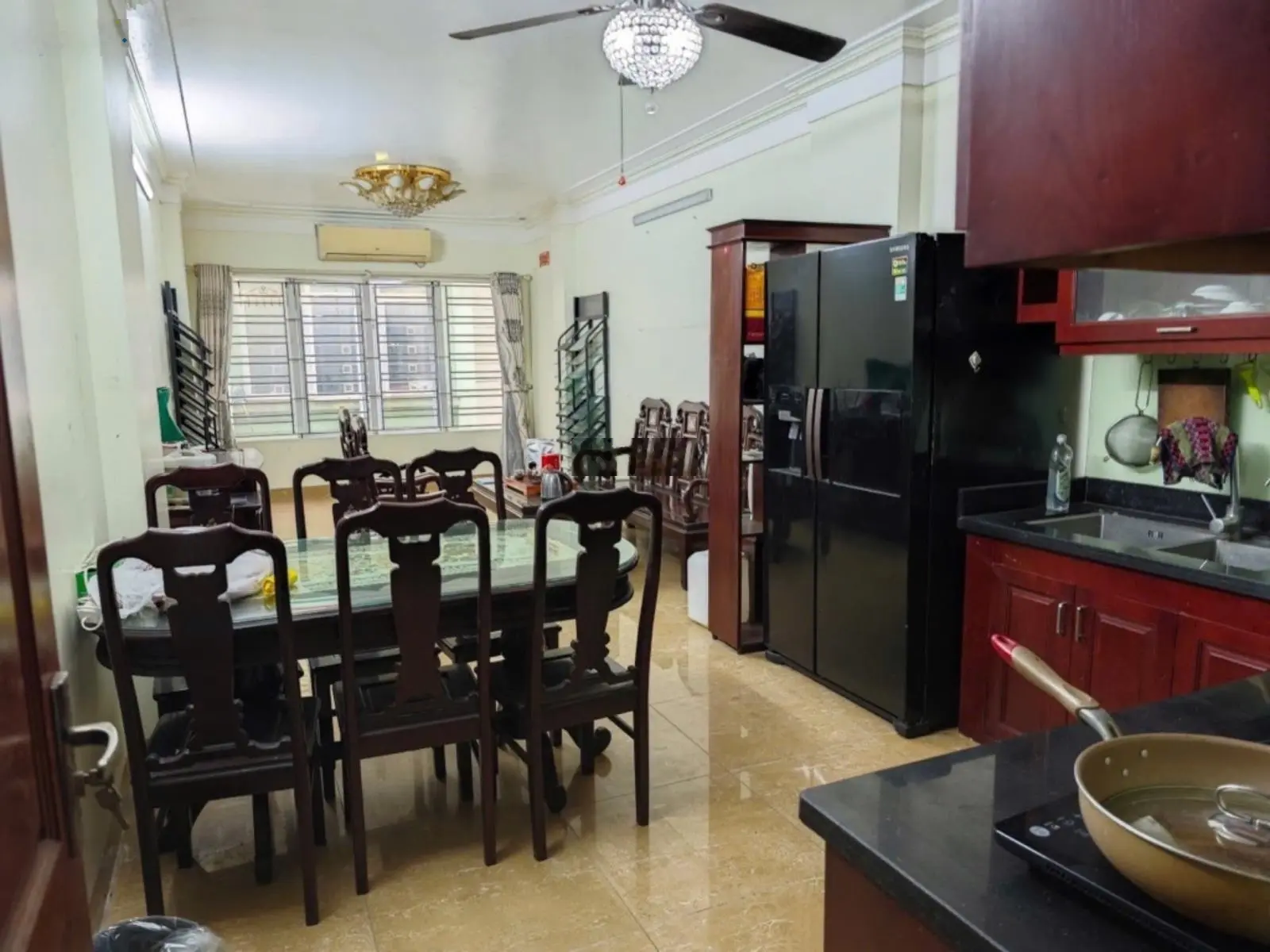 Bán nhà 14 tỷ tại phố trần quốc hoàn, diện tích 38m2, giá cực chất!