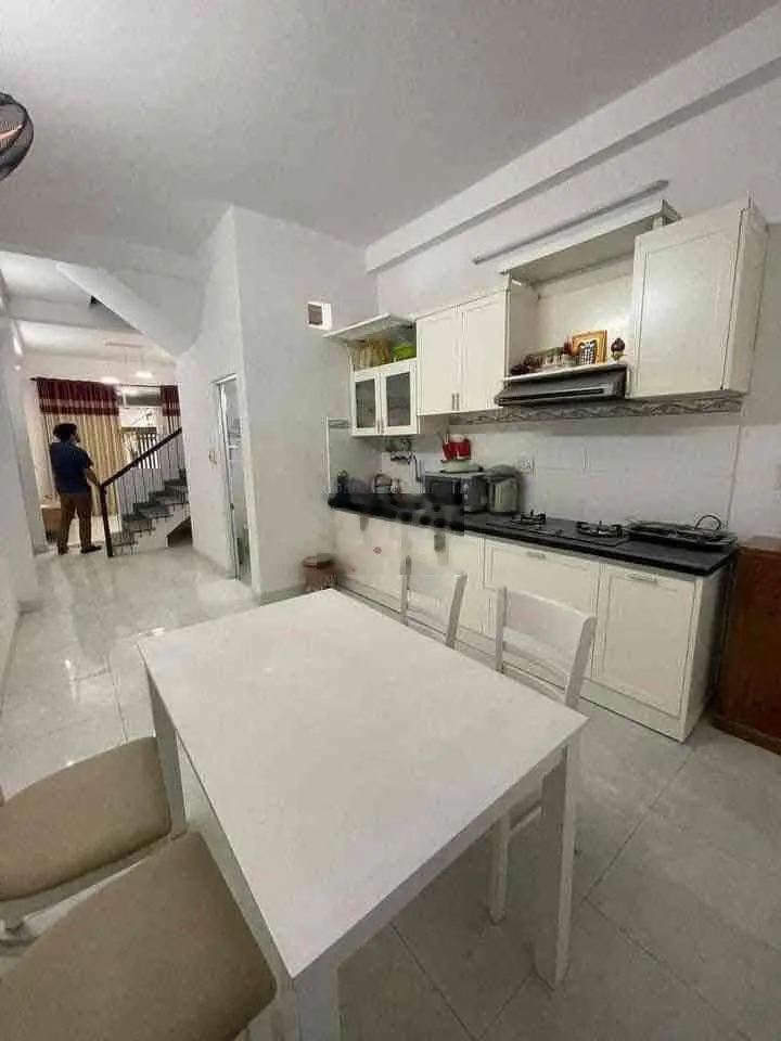 Bán gấp Nhà 2 tầng kiệt Lê Duẫn, Khu phố Thời Trang sầm uất