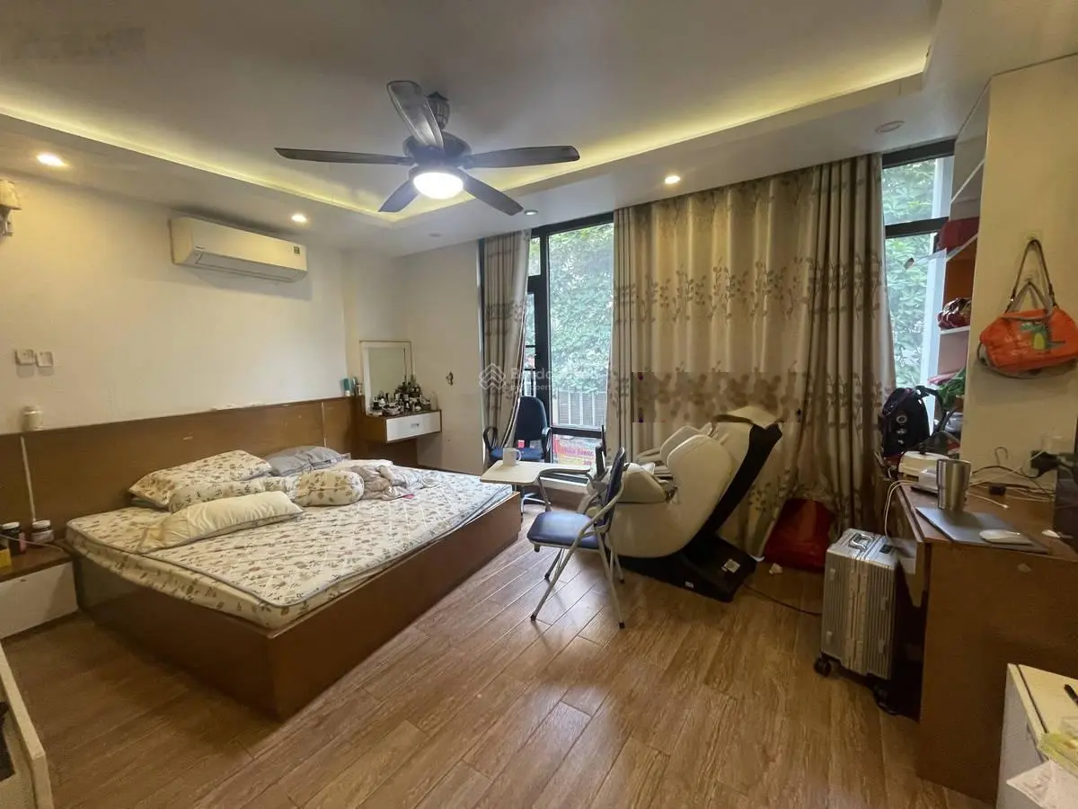 Bán phân lô, phố Yên Lạc ô tô tránh - kinh doanh 68m2, MT 4m, 5 tầng. 18.8tỷ