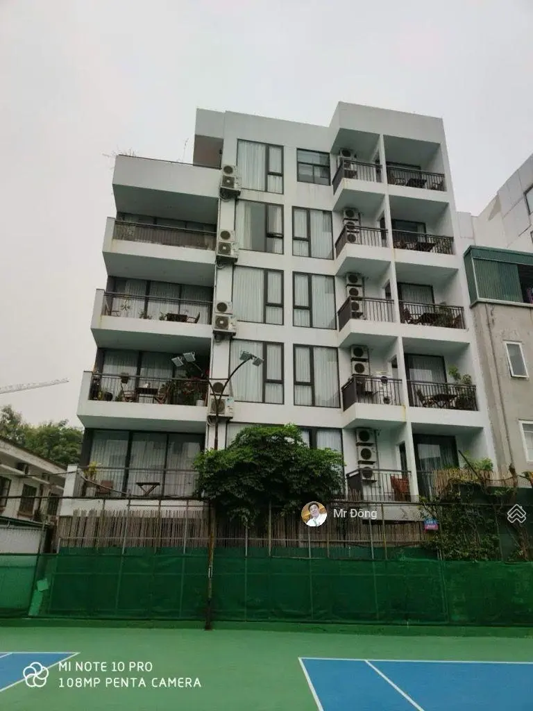 Bán căn hộ cho tây thuê quận Tây Hồ 195m2, 6 T, Mt 8m, 3 thoáng, giá 75 tỷ