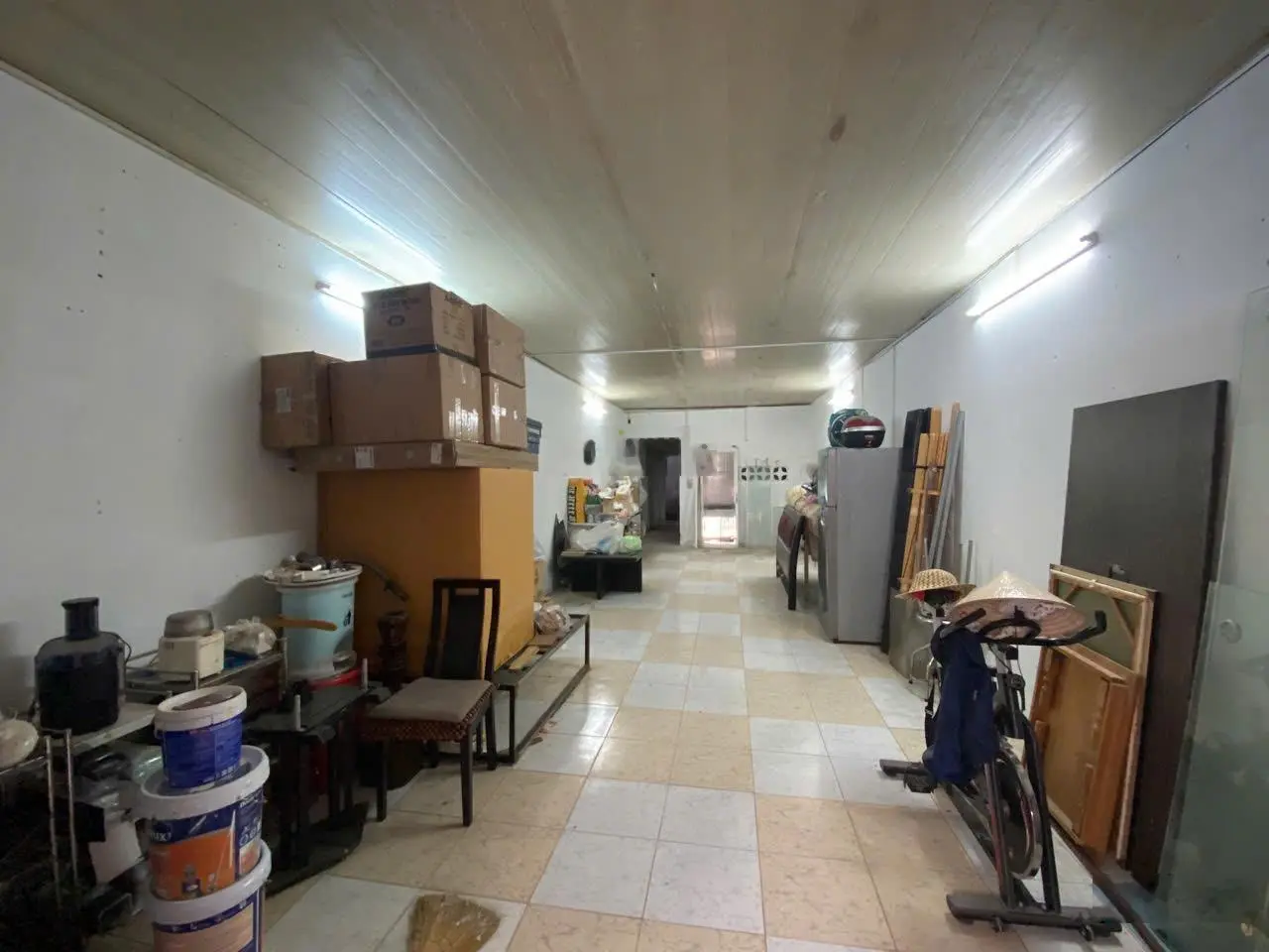 Nhà bán hẻm 4m xe hơi tới cửa nhà. Đường Ông Ích Khiêm. DT: 87m2 đất