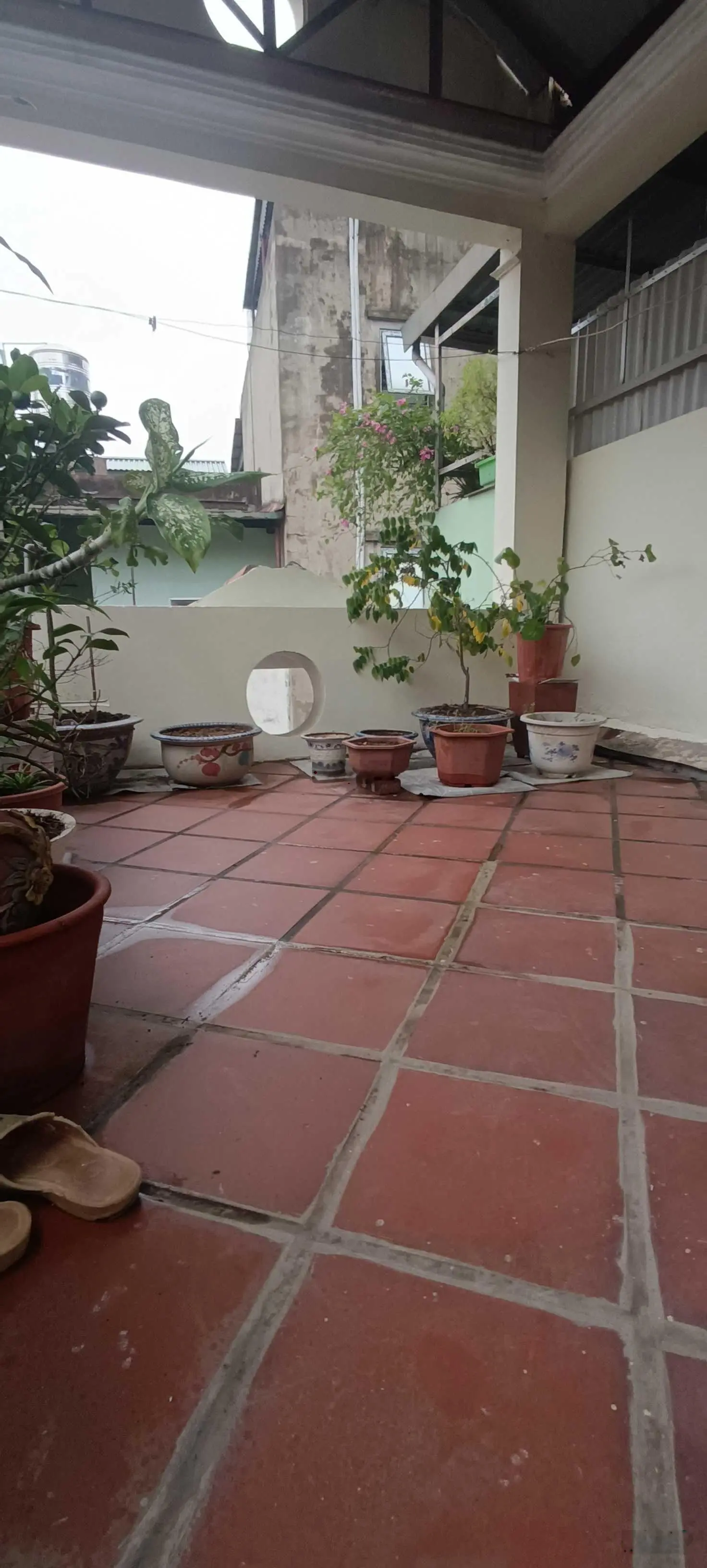 BÁN GẤP NHÀ ĐẸP CẦU GIẤY NGÕ VÍP _ 50M.4 TẦNG .DÂN XÂY.VÔ CÙNG CHẮC CHẮN. OTO ĐẬU CỬA.CHÀO:9.6 TỶ