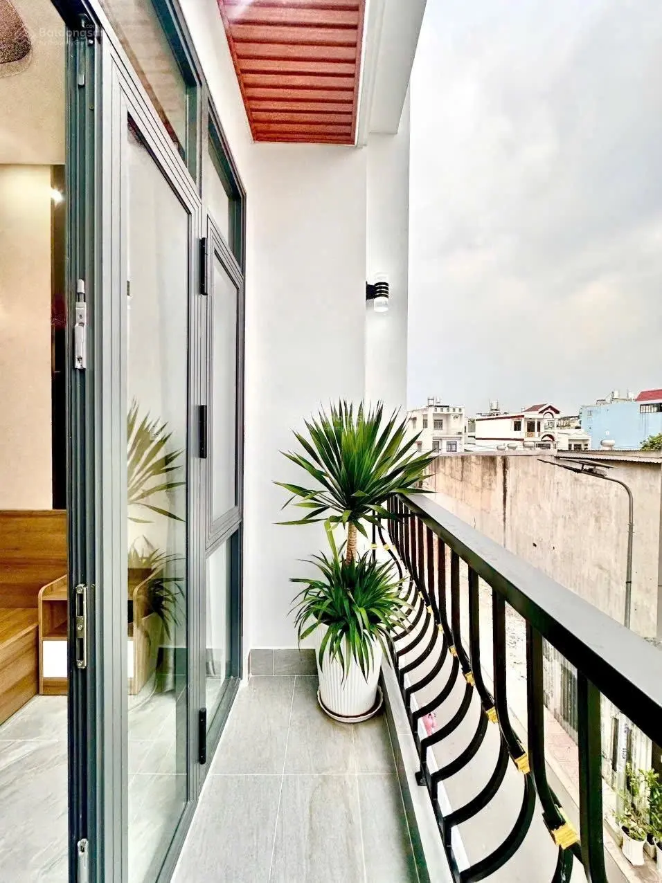 Chỉ còn 1 căn duy nhất nhà phố cao cấp dãy 5 căn
