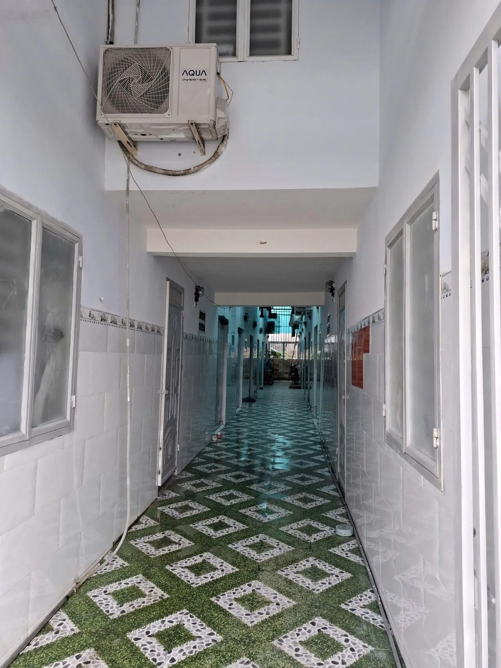 Bán cặp trọ vị trí đẹp sát bên chợ tạm.Mỹ Phước 3 Bến Cát Bình Dương 300m2.Lh:0937 948 ***Giá:4ty35