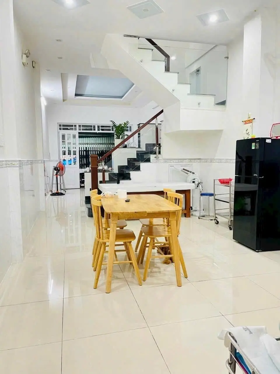 Bán gấp nhà Hóc Môn 80m2, SHR, Đang cho thuê 7tr/tháng