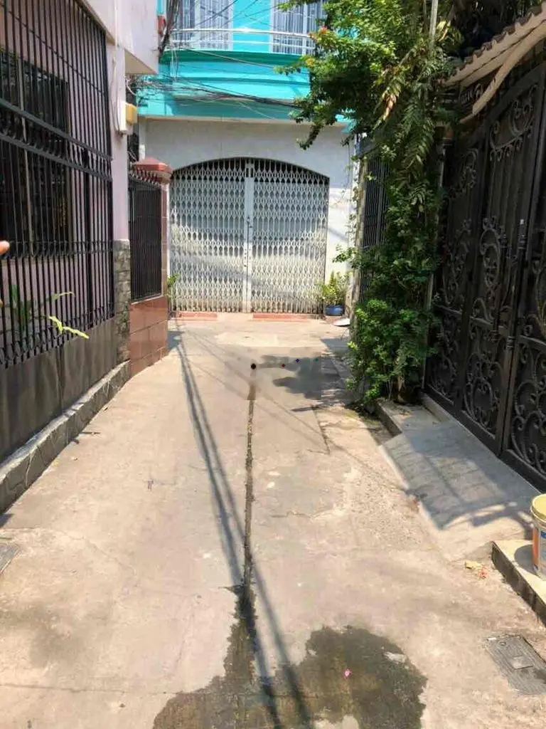 Bán nhà hẻm 35 Nguyễn Quý Anh, 4.2x12m, 1 lầu, Giá 5.2 tỷ TL