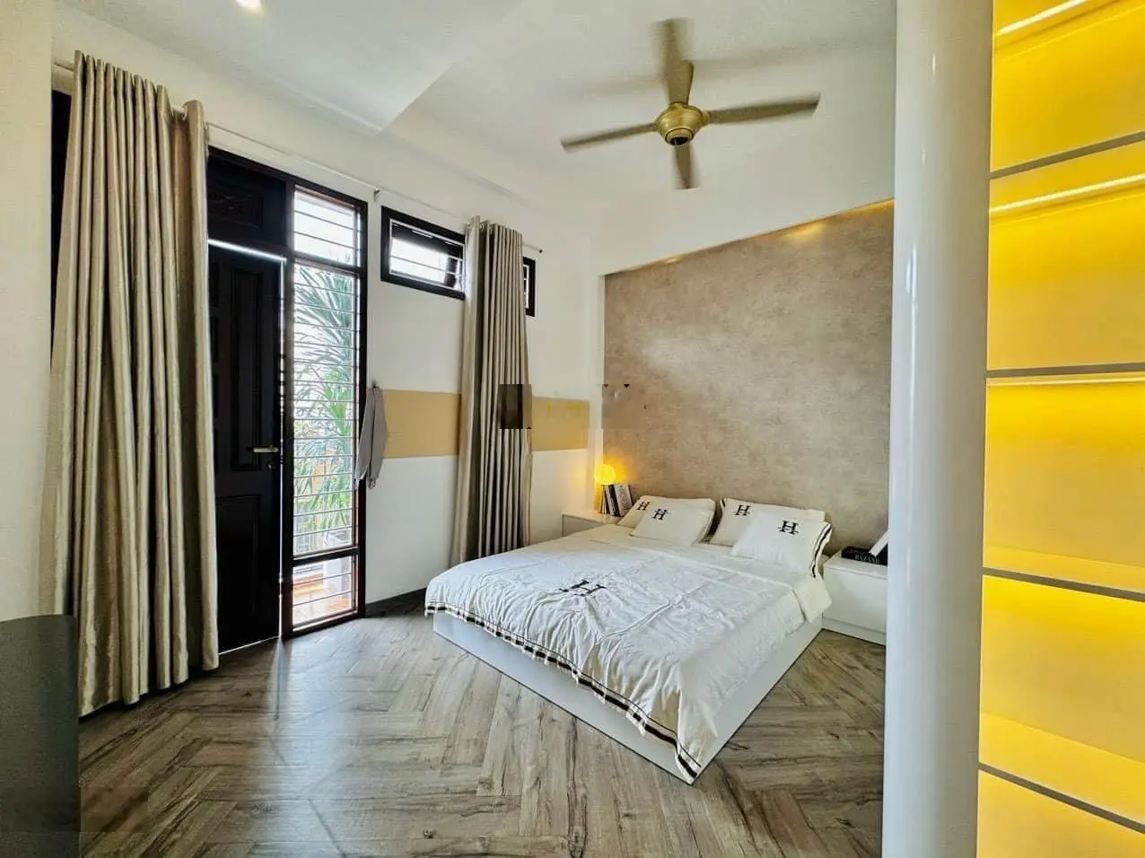Chủ Giảm Sâu Bán Gấp Nhà Lê Văn Miến,P.Thảo Điền,Quận 2,Giá:4,45Tỷ/66m2(5x13,2m) 1Trệt 2Lầu Sổ Sẵn