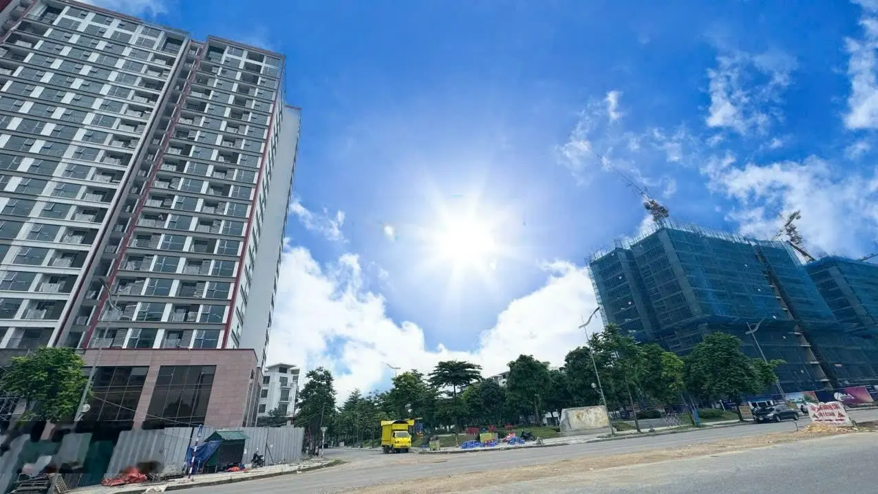Em đang có căn 89.5m2(2pn + 2vs) - tầng trung - mua trực tiếp CĐT - giá rẻ hơn gần 200 triệu