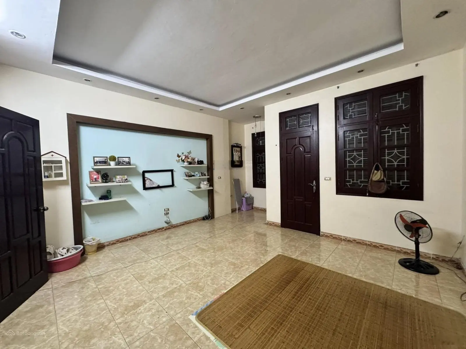 Bán nhà khu phân lô Hồ Đình, Hai Bà Trưng, ô tô đỗ cửa 4 tầng 61m2 giá 13 tỷ LH 0983320949
