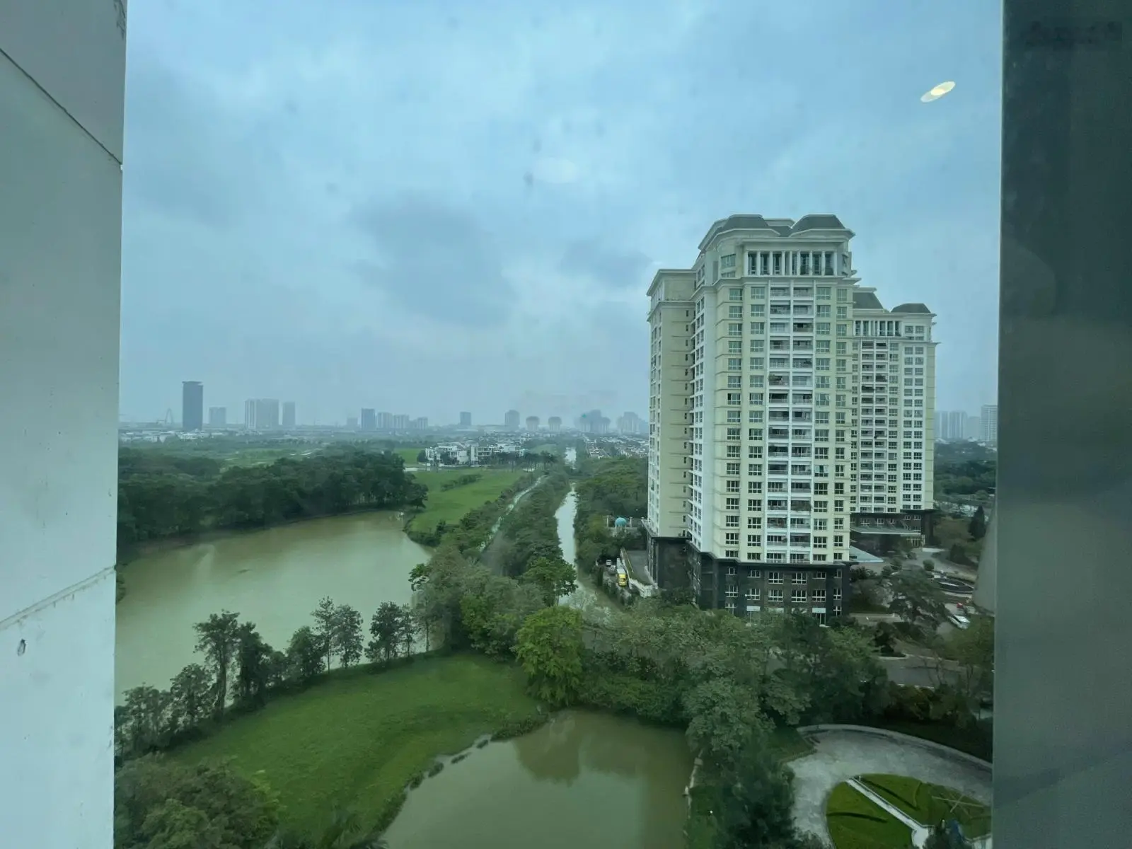 Căn hộ chung cư Ciputra Hà Nội giá tốt, diện tích rộng, vị trí đắc địa
