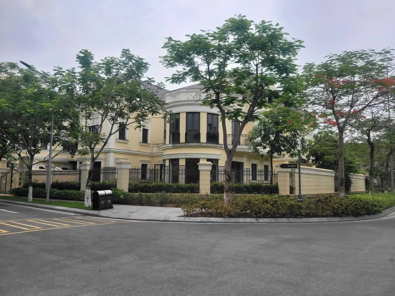Đẳng cấp! Lô góc gần Hồ, dự án An Lạc Green Symphony, đơn lập 300m2, giá đầu tư, quận Hoài Đức