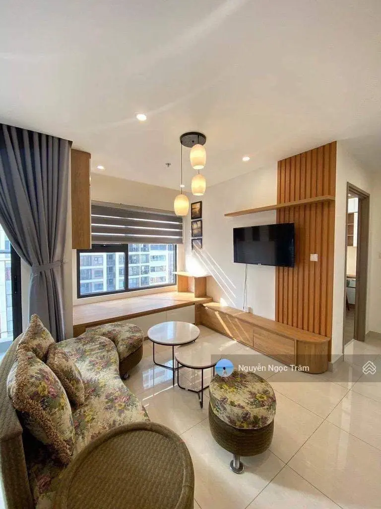Chính chủ cần bán căn hộ Sky Center, Tân Bình, DT 74m2; 2PN-2WC