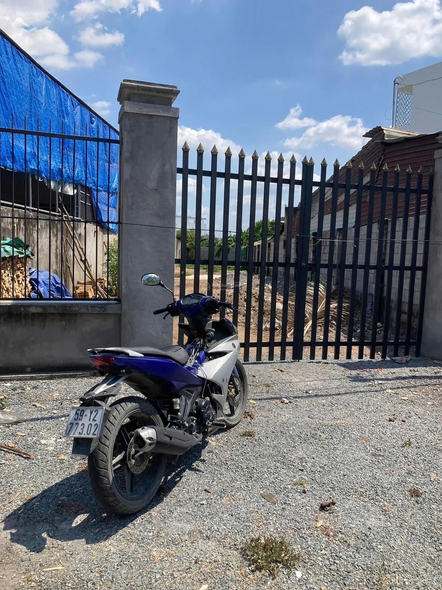Kẹt bank bán lô đất 360m2 (7x45) MT Lê Cẩn ngay Thị Trấn, chủ không cần gấp thì không có giá này