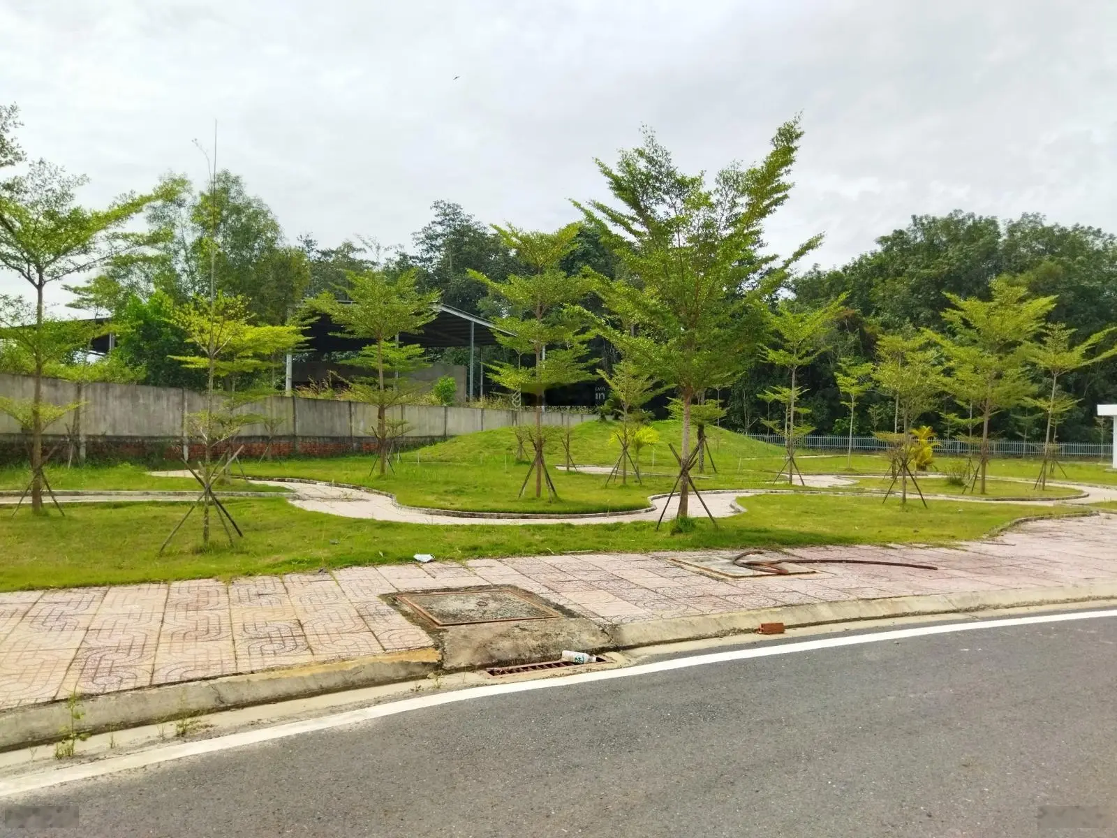 Rẻ gần nhất Phương Trường An 5 Phú giáo đường nhánh