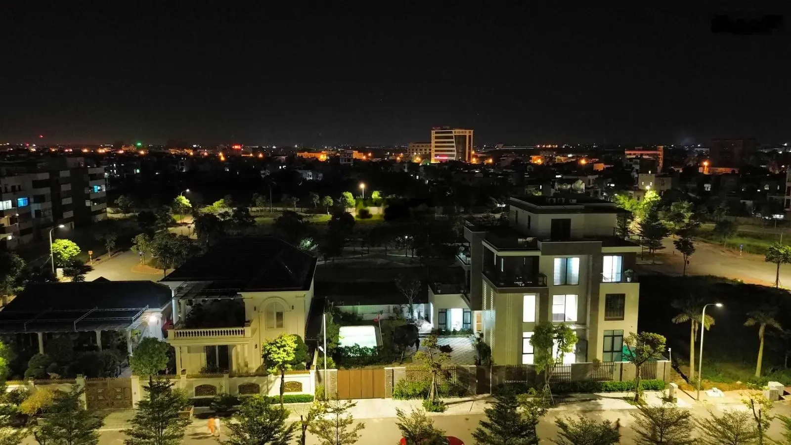 Bán biệt thự KĐT Trần Lãm - Thái Bình 225m2 - 3 tầng - Lô góc, giá 14.tỷ