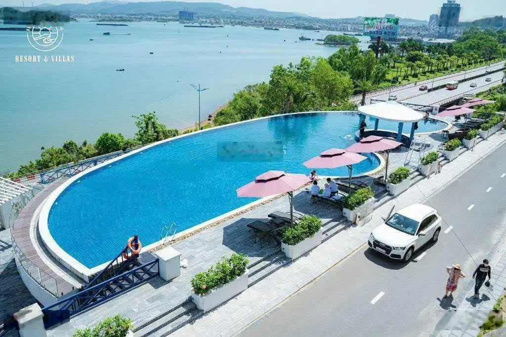 Bán biệt thự đồi Beverly Hill Hạ Long, full nội thất cao cấp, sổ đỏ từng căn, đóng 30% nhận nhà