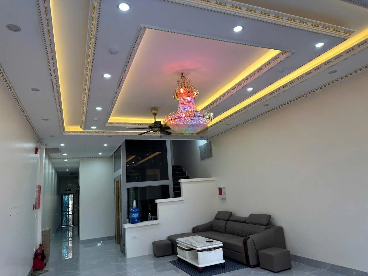 Bán khách sạn mini 20 phòng đường Lý Đạo Thành ngay sát chợ Hoà Đình DT 110m2 MT 5.5m hướng TB