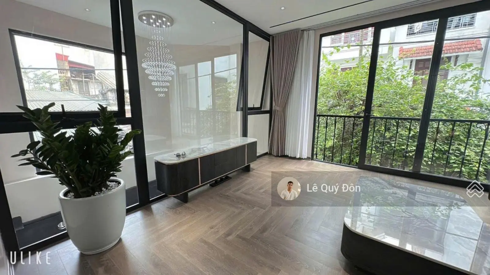 13 Tỷ Nhà phố Sài Đồng 100m², 5 tầng, thang máy, ô tô tránh Sổ đỏ, ở ngay