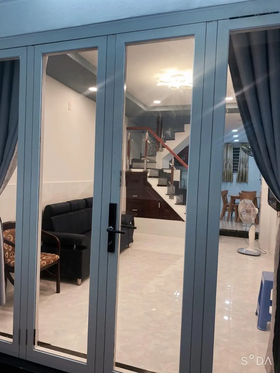 Cần bán gấp nhà riêng Tăng Bạt Hổ, P. 11, giá 3,99 tỷ thương lượng