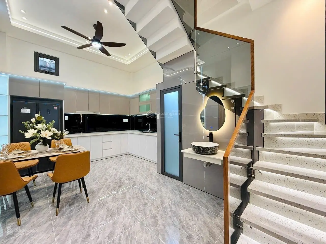 Đi mĩ bán nhà 1.85tỷ 44m2 ở nguyễn đình chiểu q3 bán gấp trong tháng đi nước ngoài định cư