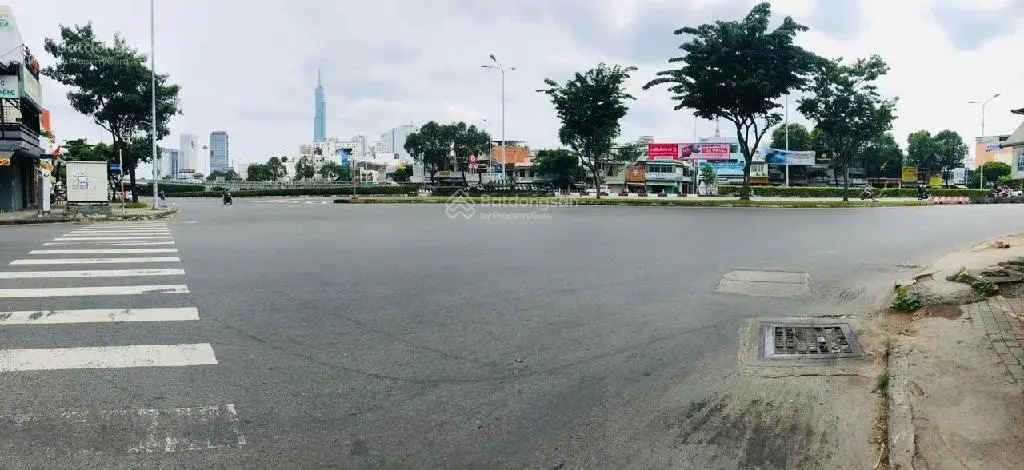 Nhà đẹp chỉ nhỉnh 3 tỷ, ngay ngã tư hàng xanh quận bình thạnh