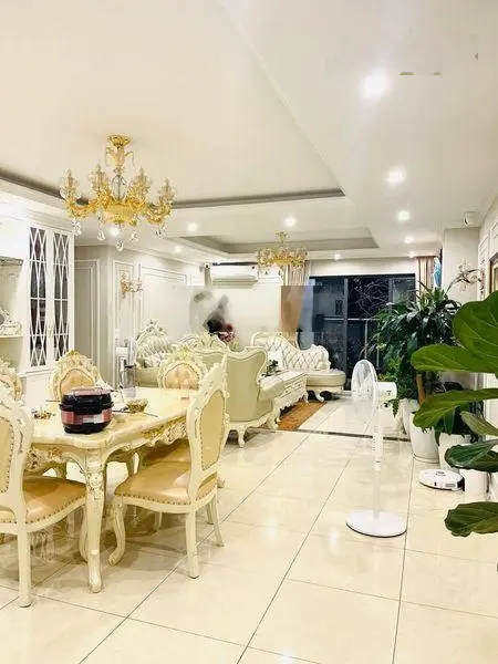 Chính chủ bán căn 3N 2W Seasons Avenue 110m2 5,8 tỷ, sẵn sổ, full nội thất. LH 0962 269 ***