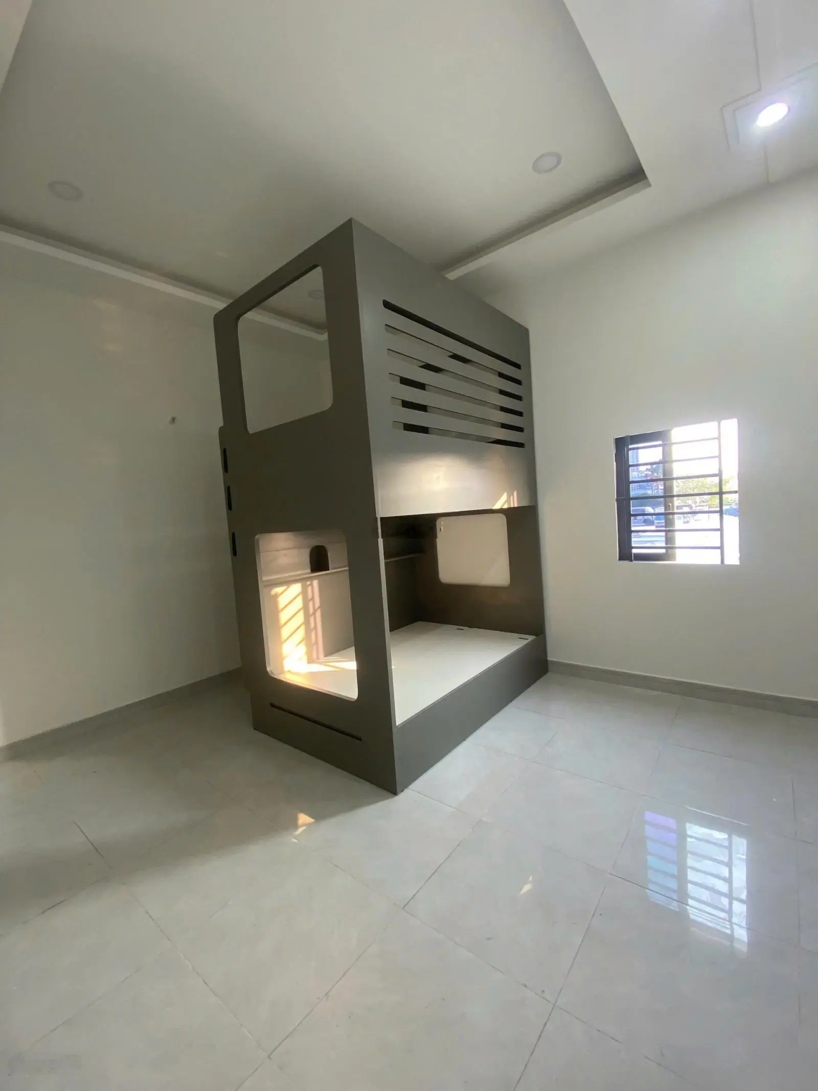 Cần bán gấp nhà đường ô tô rẻ nhất thị trường: 0933352944