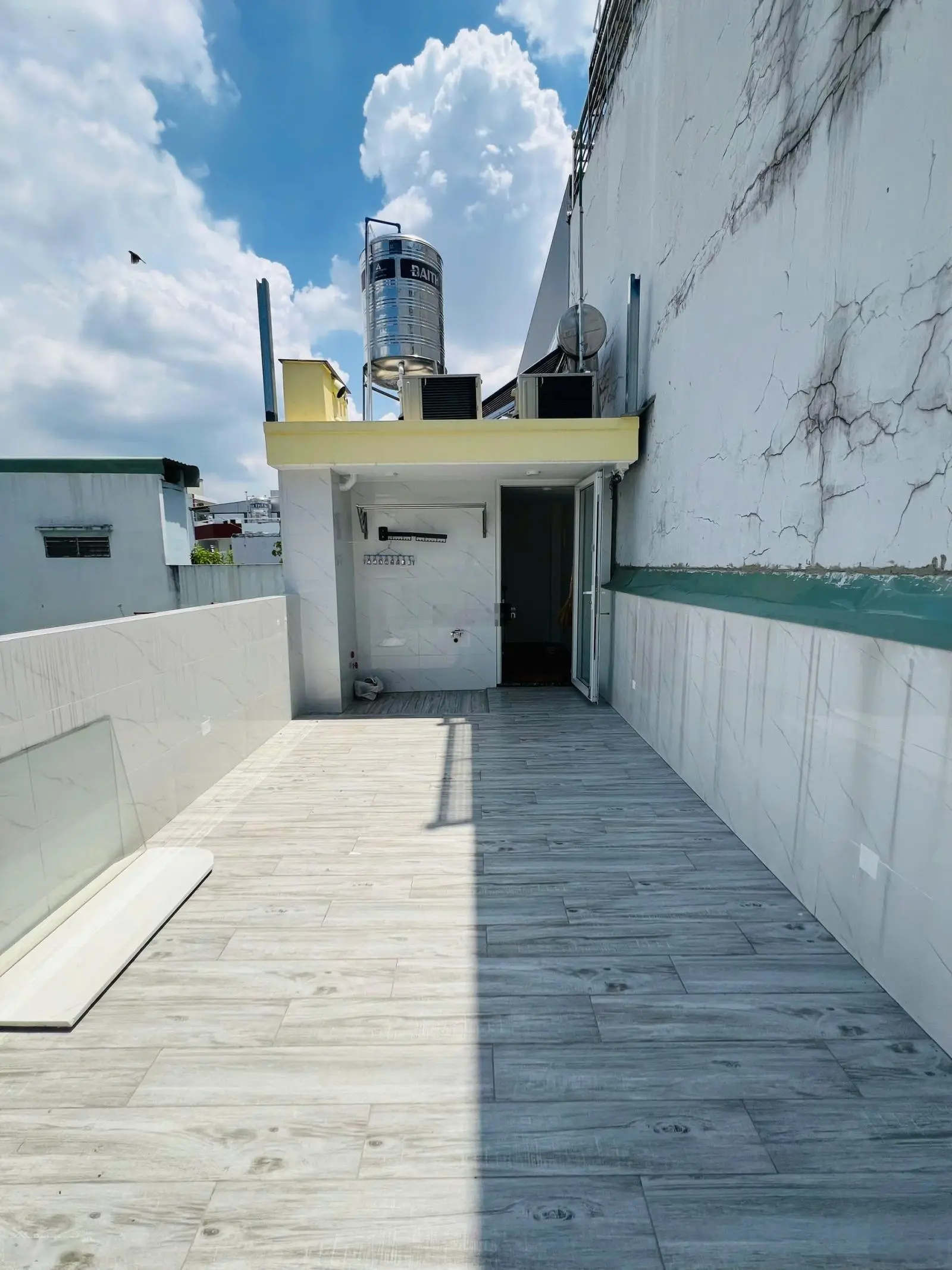 Nhà mới đẹp, nội thất cao cấp. Bán gấp NR 25m2 ở Nguyễn Đình Chiểu, Quận 3 giá 7,2 tỷ TL mạnh