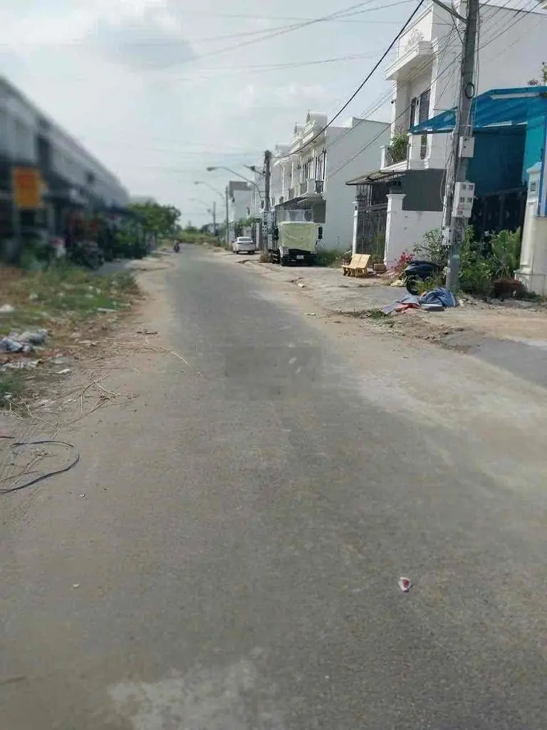 bàn nhà mới xây dựng khu minh linh p5 tl vĩnh long