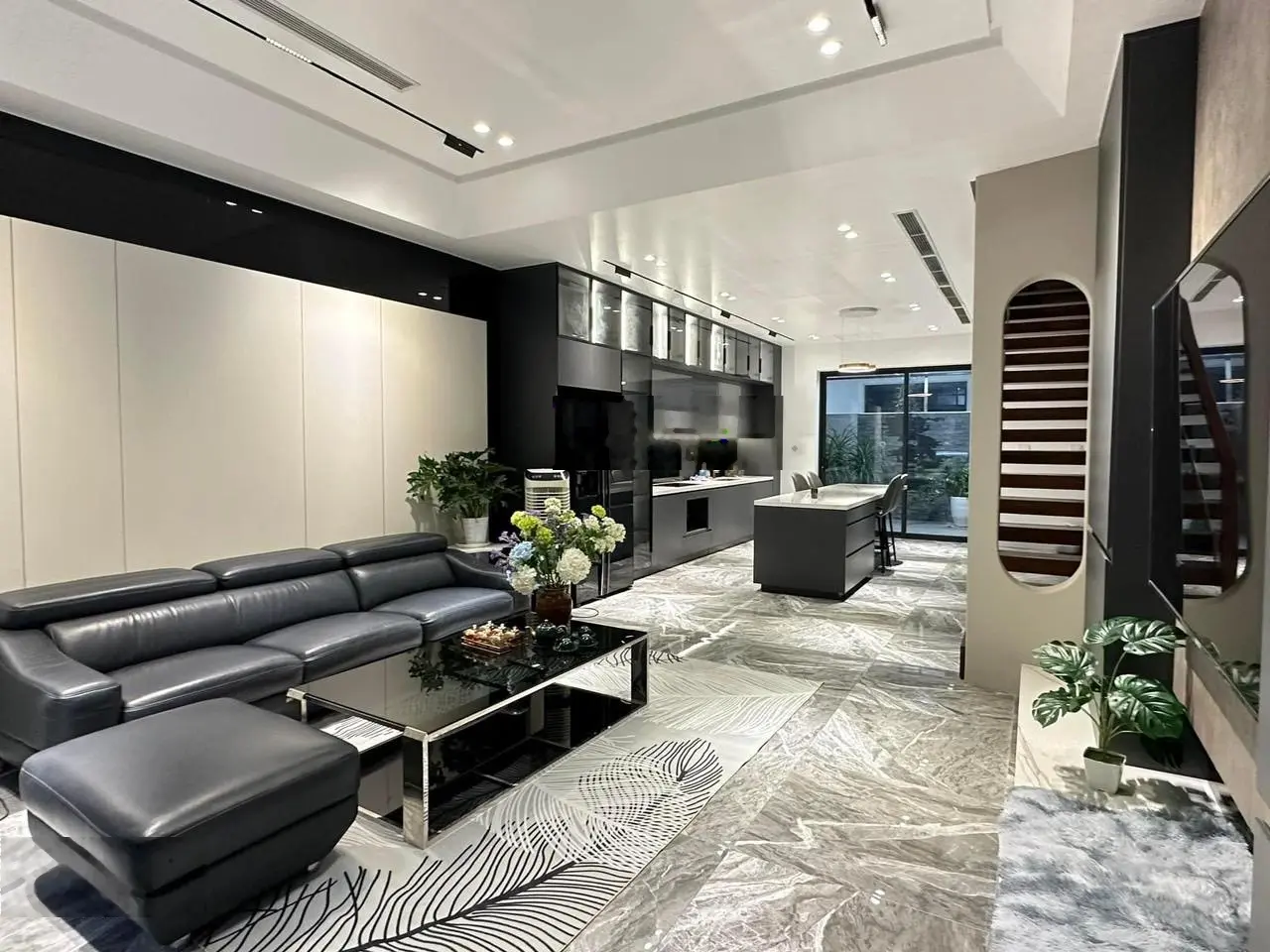 Chuyển nhượng căn Vin Marina hoàn thiện full nội thất giá tốt