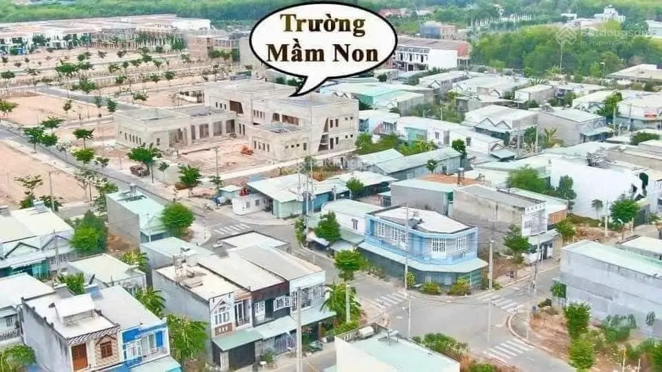 Cần ra nhanh lô đất 100m2 full thổ cư khu phố Tây - TP Mới - Bình Dương