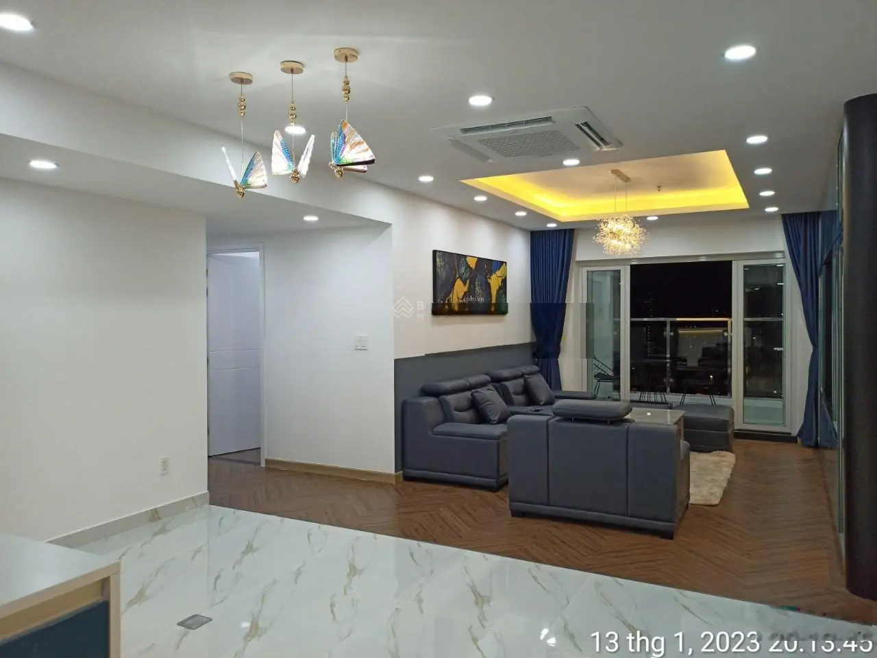 Cần bán căn hộ chung cư Cosmo City, 99 Nguyễn Thị Thập, Tân Phú, Quận 7,
