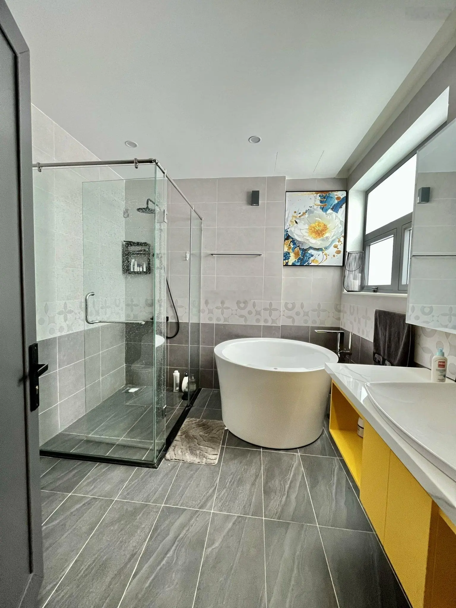 Căn góc biệt thự, nội thất cao cấp có thang máy KĐT Hà Quang II chỉ 18 tỷ