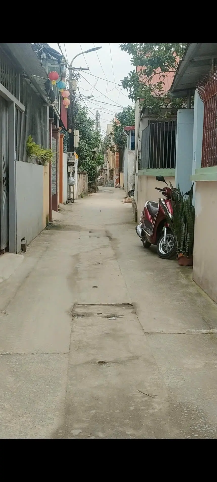 Cần tiền bán gấp căn nhà 33.5m2 thổ cư xã ĐỒng La Hoài Đức