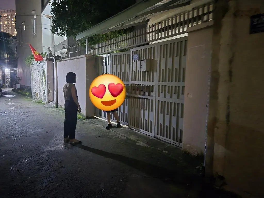 Ôtô vô ngủ, Nơ Trang Long 285m2 (10,2x29m) 3 tầng. Bán gấp định cư giảm 3tỷ, giá chỉ nhỉnh 70trm2