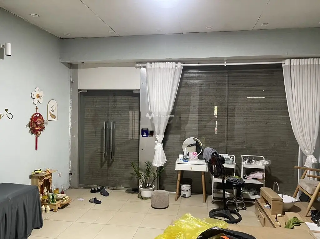 MẶT PHỐ GIANG BIÊN- Ô TÔ TRÁNH – KINH DOANH – 150 M2 – 2T – 17,5 TỶ