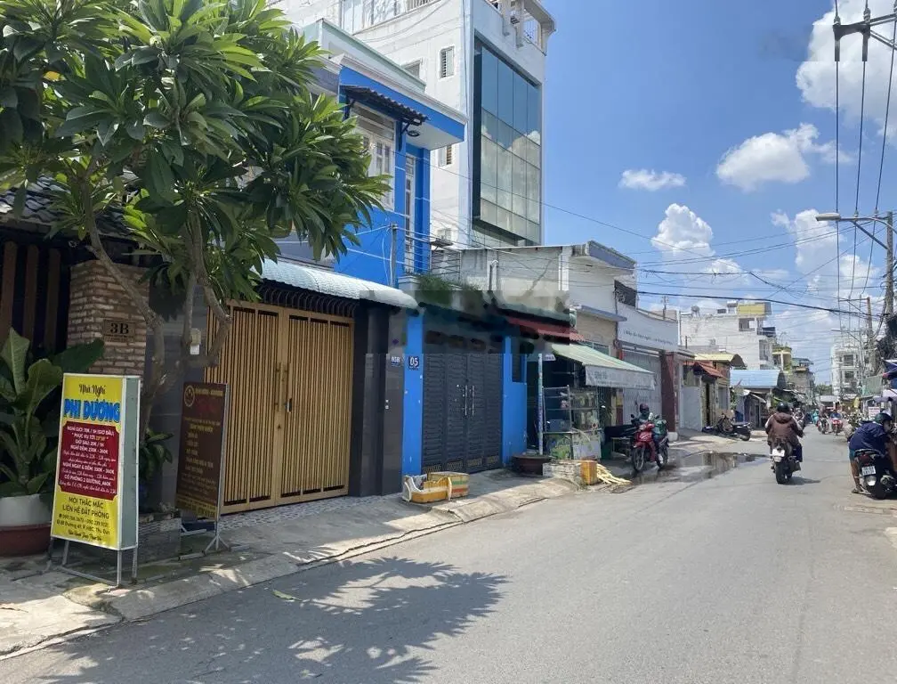 Chủ gửi bán dãy trọ đường 49 HBC, ngay chợ Hiệp Bình HXH đỗ cửa, DT 65m2 giá nhỉnh 4 tỷ