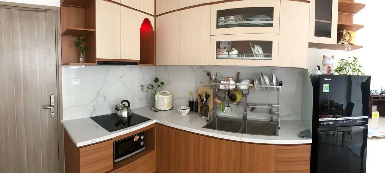 Bán căn hộ 2PN + 1 2tỷ650, sổ, Vinhomes Grand Park tặng full nội thất hướng Đông Nam