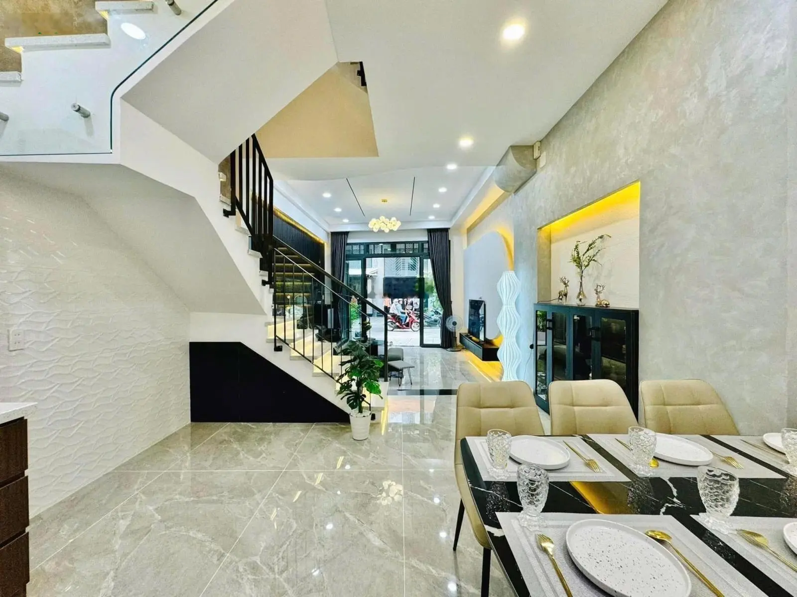 Bán nhà hẻm 1/ 5m ngay Đường Số 20, Thủ Đức. Giá: 2 Tỷ 380 / 60m2. Sổ riêng. Gọi ngay: 0523564656