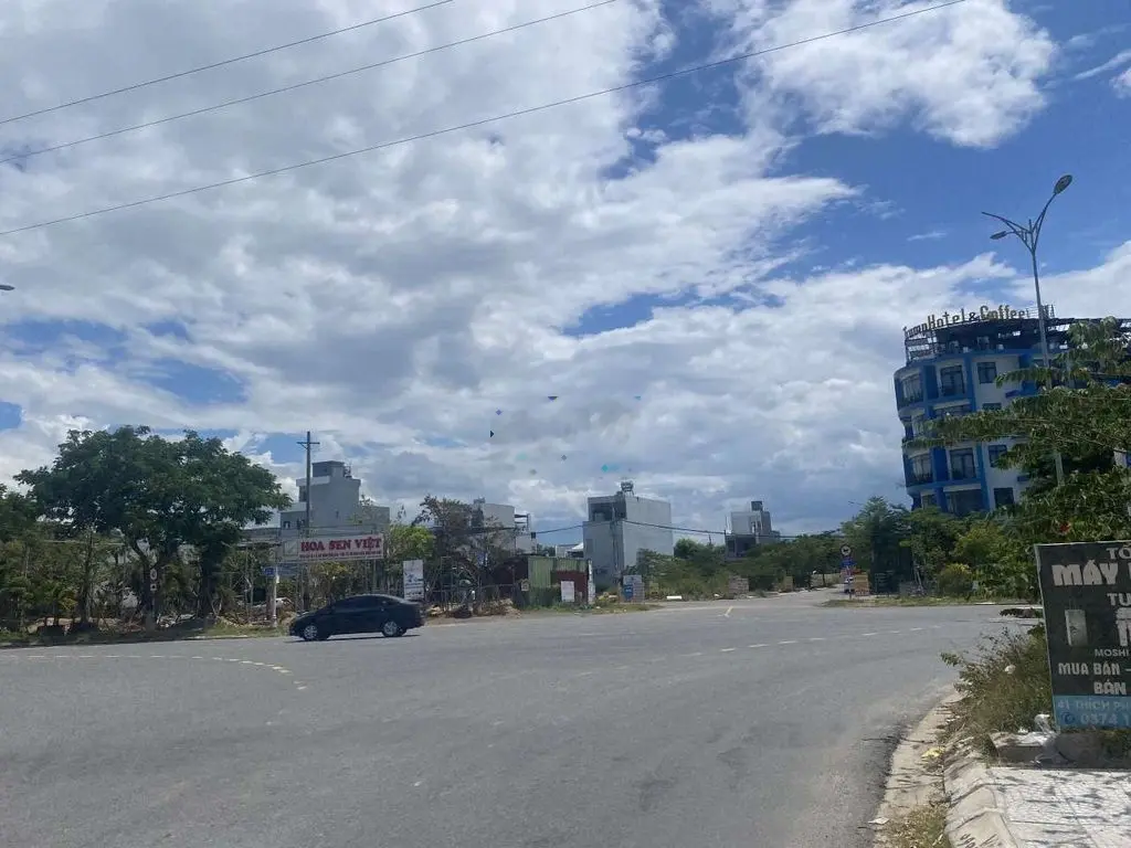 Bán đất MT Trung Hòa 1, đoạn đầu đường, vị trí siêu đẹp